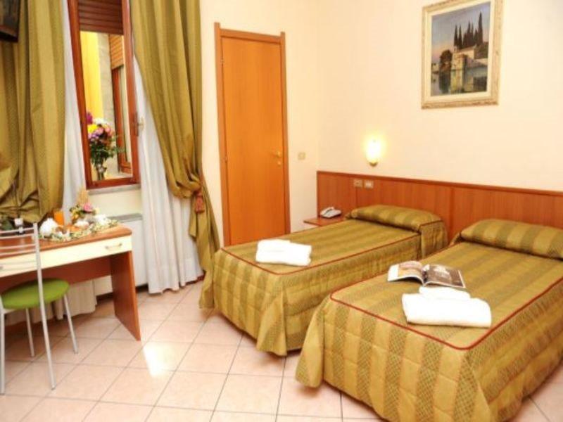 Hotel San Siro Fiera Milánó Kültér fotó