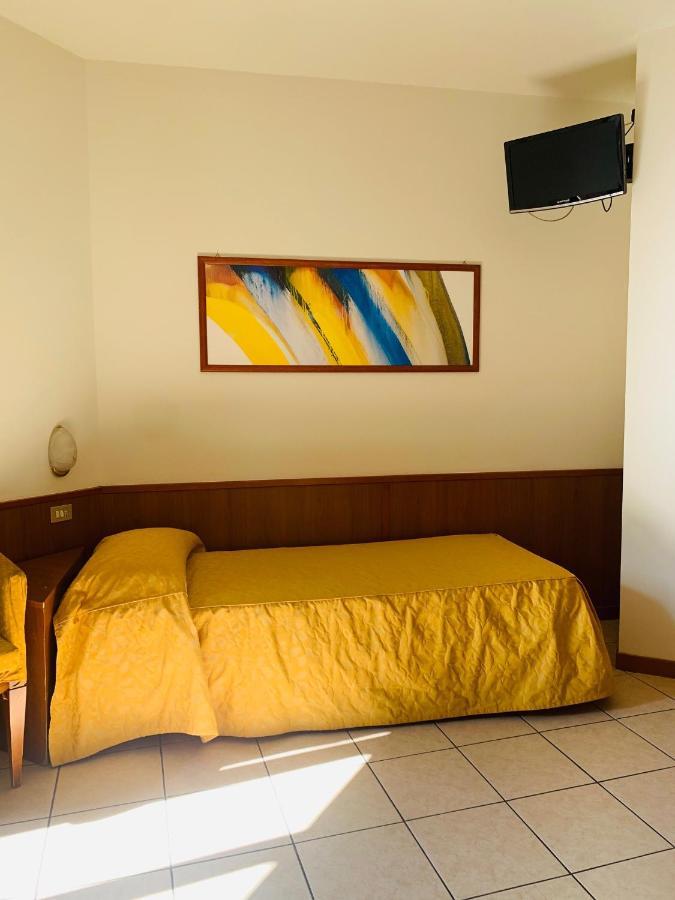 Hotel San Siro Fiera Milánó Kültér fotó